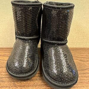 Like New - Black sequins Toddler size 6 UGG
